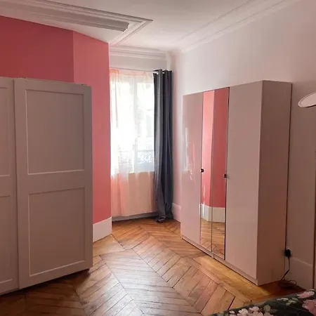 Appartement T3 Elysees *